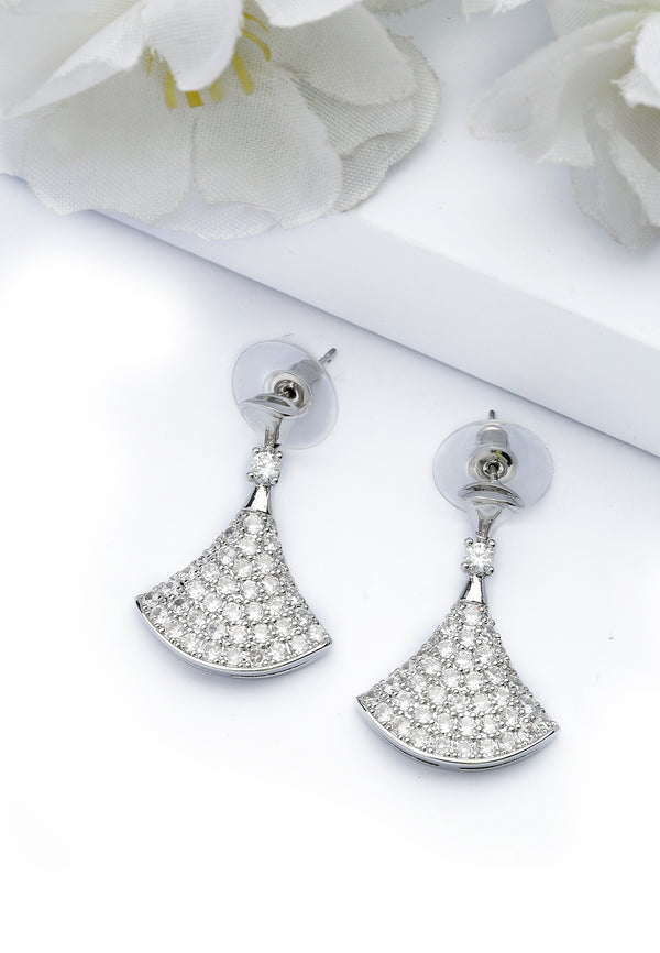 Shimmering Classy Drop Earrings